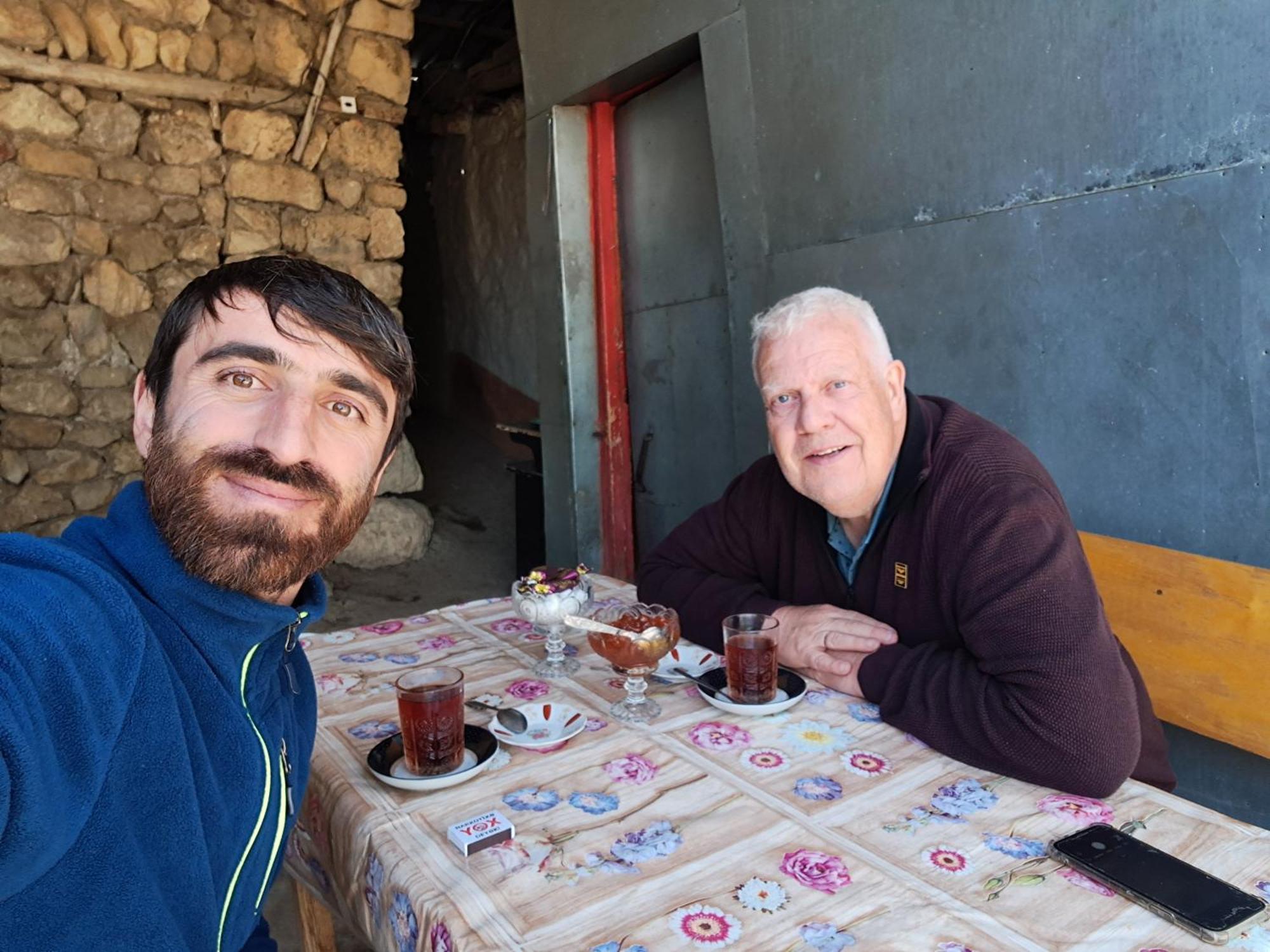 Xinaliq Khinalig Izzet'S Riverside Home Stay Exteriér fotografie
