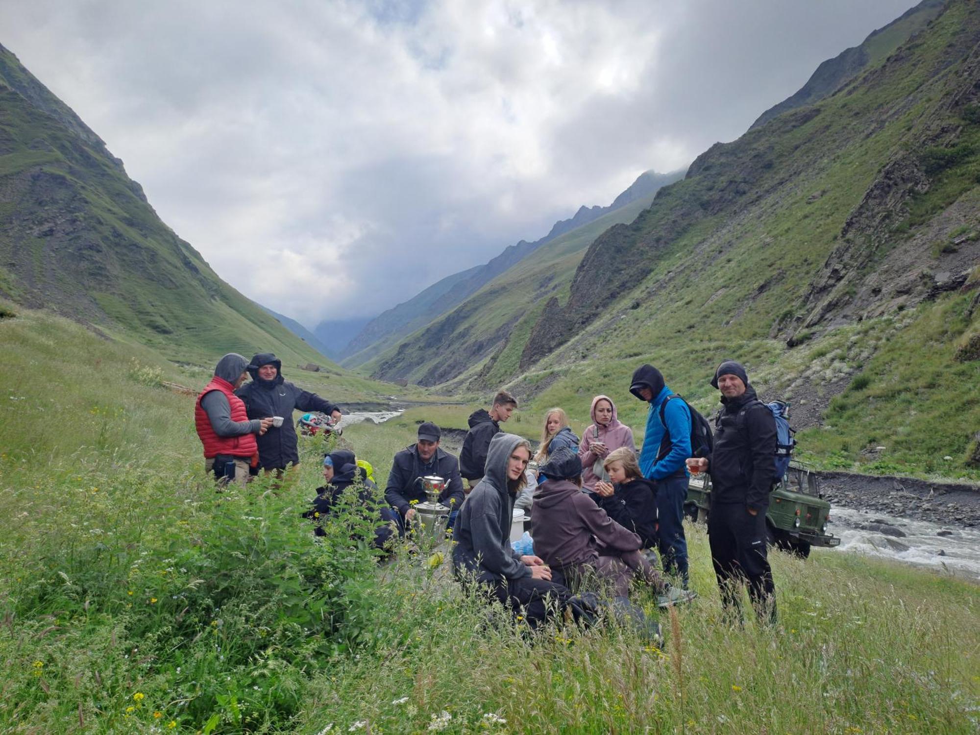 Xinaliq Khinalig Izzet'S Riverside Home Stay Exteriér fotografie